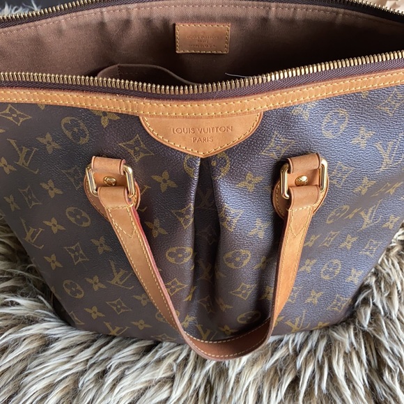 Additional pics Louis Vuitton Monogram Polermo PM - Picture 9 of 14